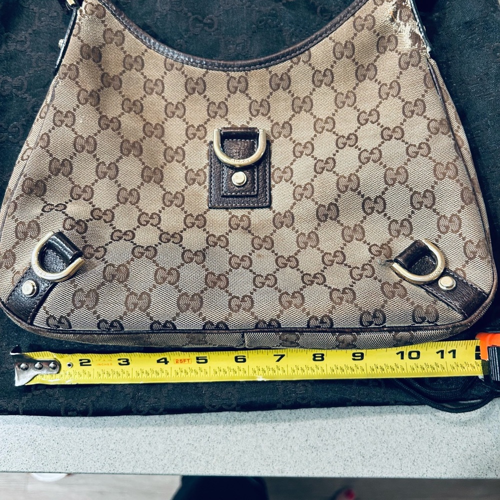 Genuine Gucci Bag with storage bag. 12 x 9 1/2 x 9. - Picture 6 of 12